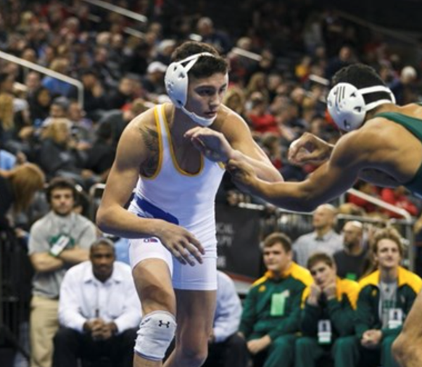 College Roundup: NY College Teams Pick Up Wins; Long Island Wrestling