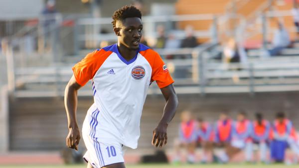 nathaniel-opoku-signs-pro-contract-with-leicester-city-fc