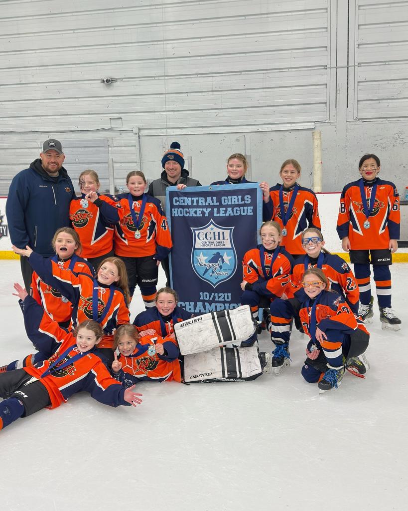 Girls Travel, image size:819x1024