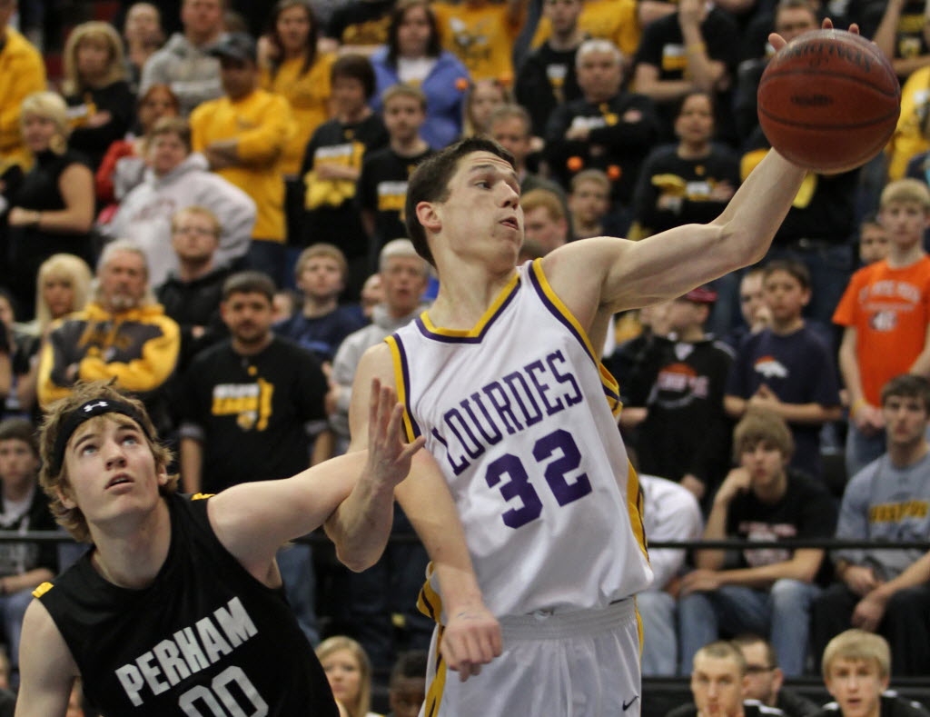 Rochester Lourdes Vs Perham March 26 2011 Photos MN Boys 