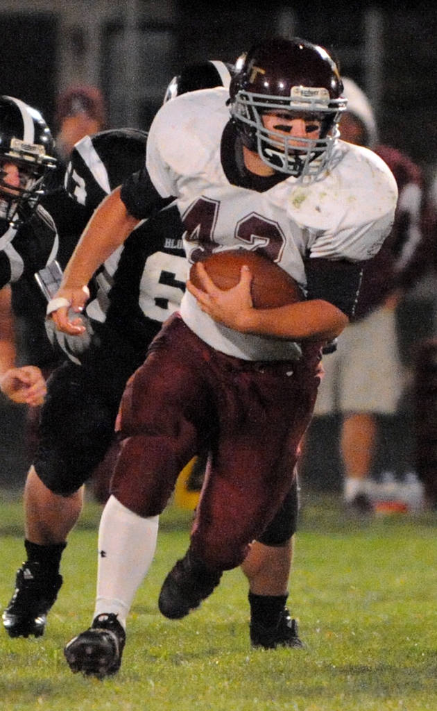 Lester Prairie/Holy Trinity at Blooming Prairie Photos MN Football
