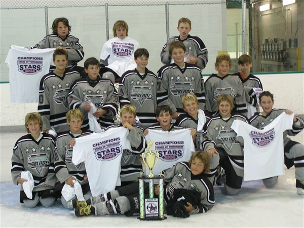  Photos The Minnesota Blades