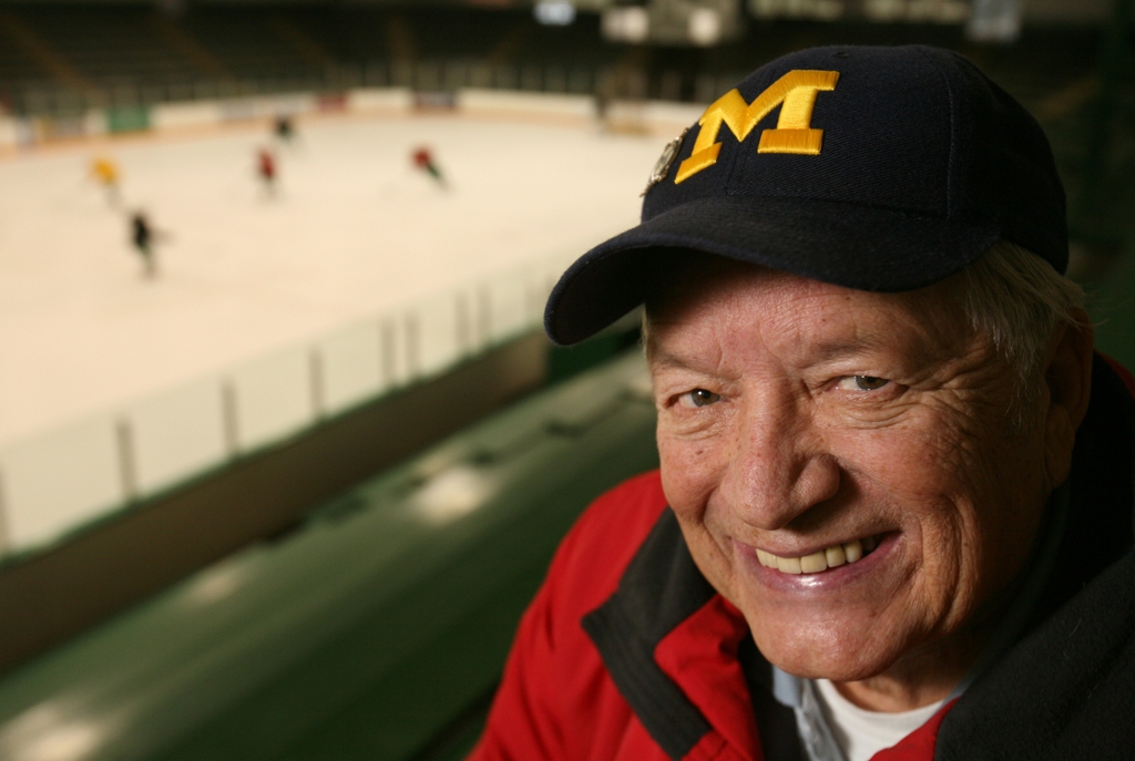 Willard Ikola, Eveleth Photos MN Boys' Hockey Hub High School