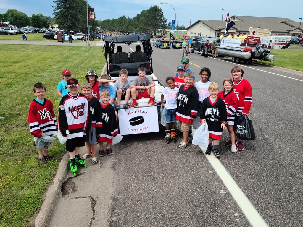 Water Carnival 2022 Parade Photos Mesabi East Youth Hockey Association