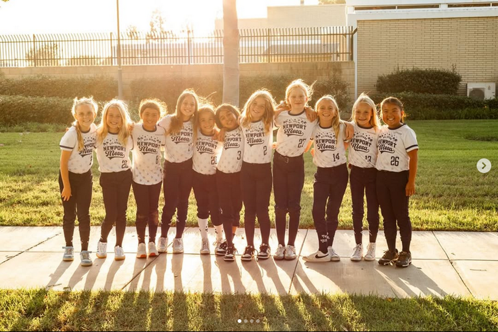 The Night Hawks (8U) made league history this summer, finishing 4th in Districts and qualifying for State Championships for the first time! 