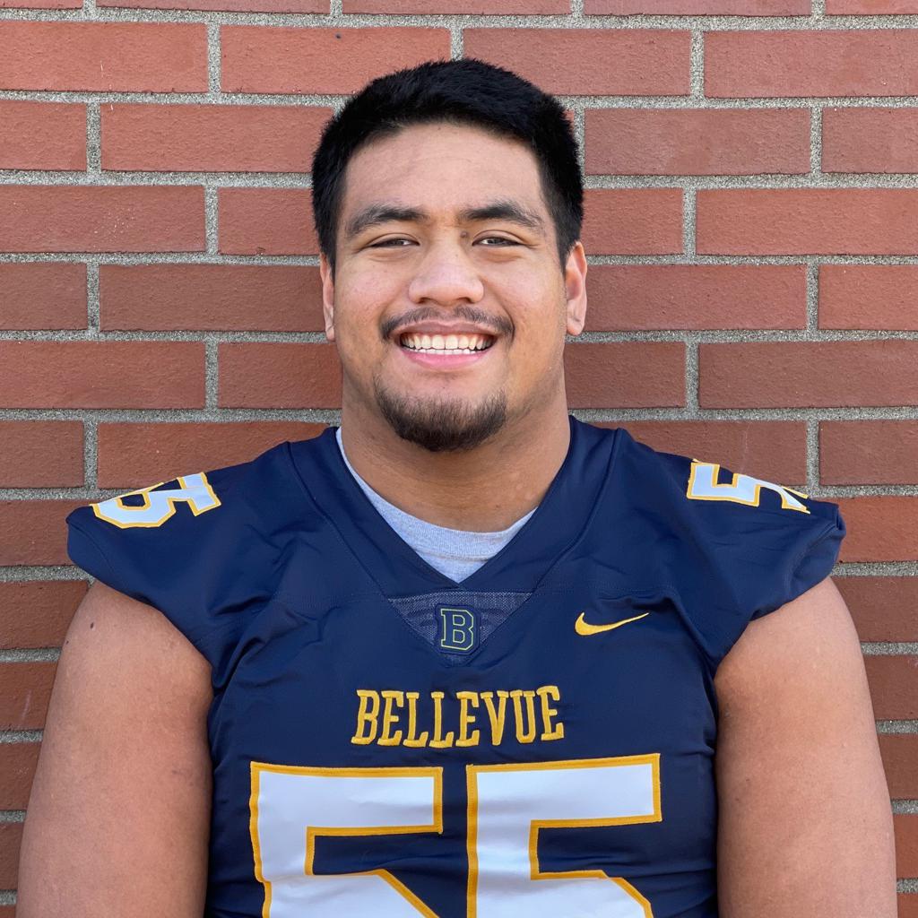 2021 Wolverine Seniors Photos Bellevue High School Football