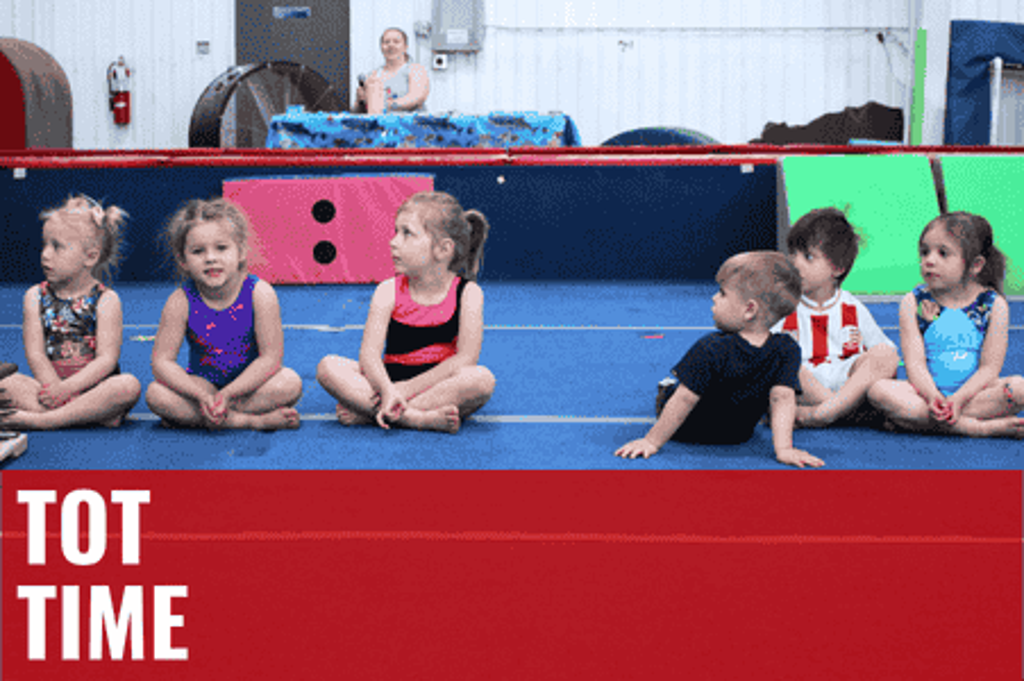 Open gymnastics gym for toddlers