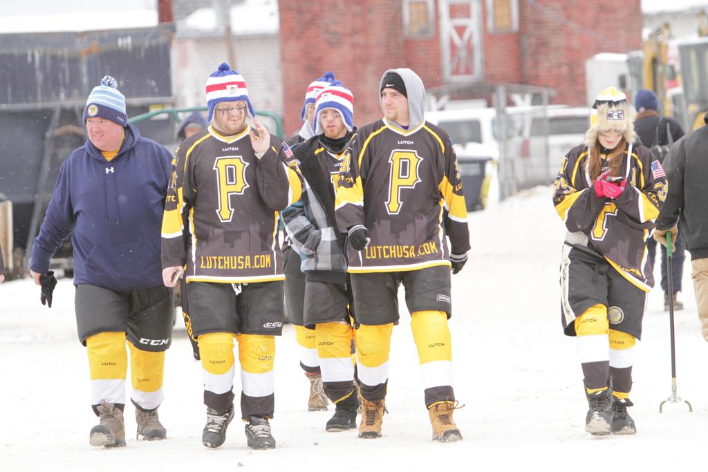 2015 Labatt Blue/USA Hockey Pond Hockey Championships Photos USA