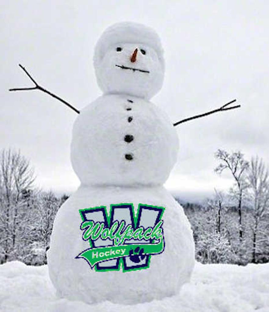 Woodbridge Wolfpack March in 2018 Holiday Parade!