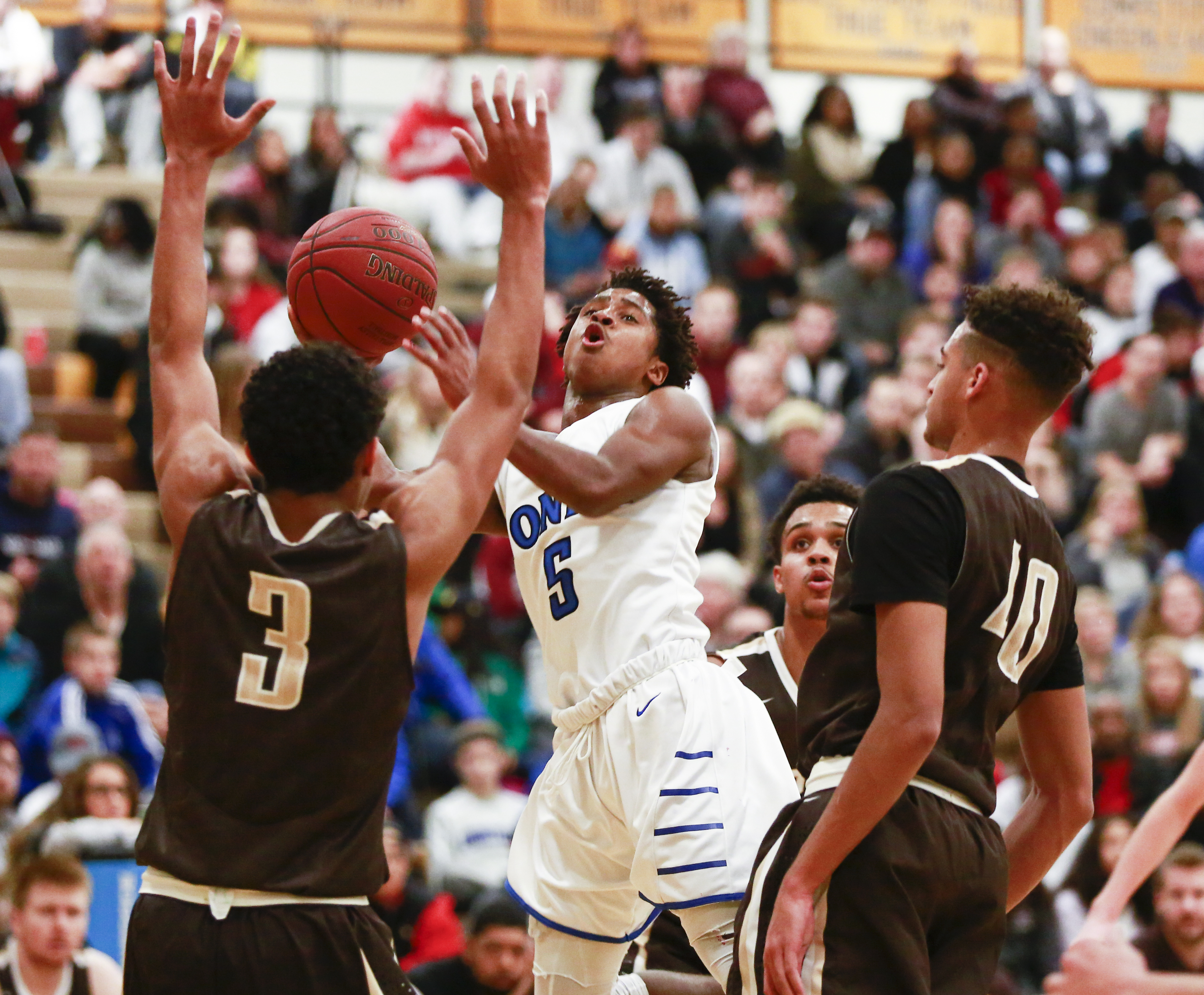 Trent Jr. piles up points, rebounds as Apple Valley defeats