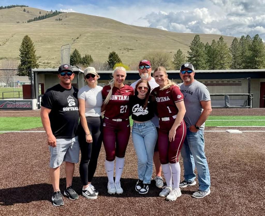 Grace Hardy, Kynzie Mohl & Alumni Coaches & Players 2025