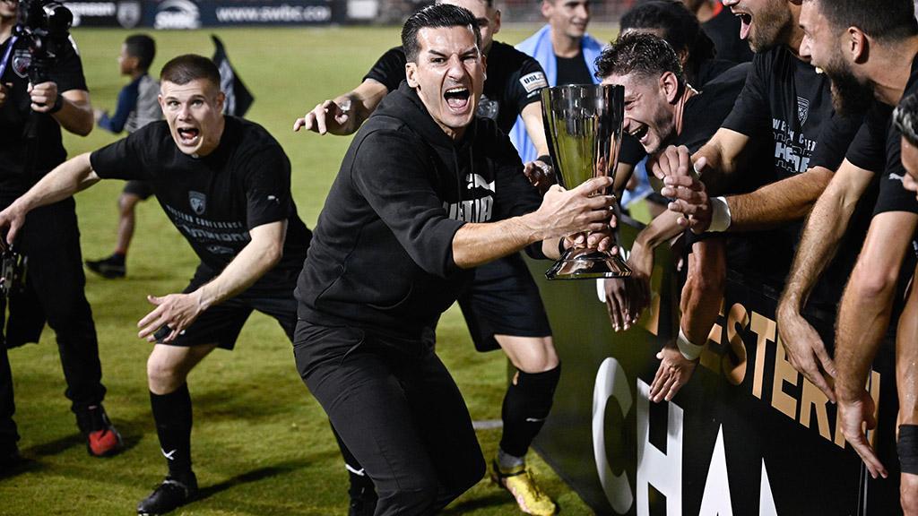 How Connor Maloney became the most versatile part of San Antonio’s squad