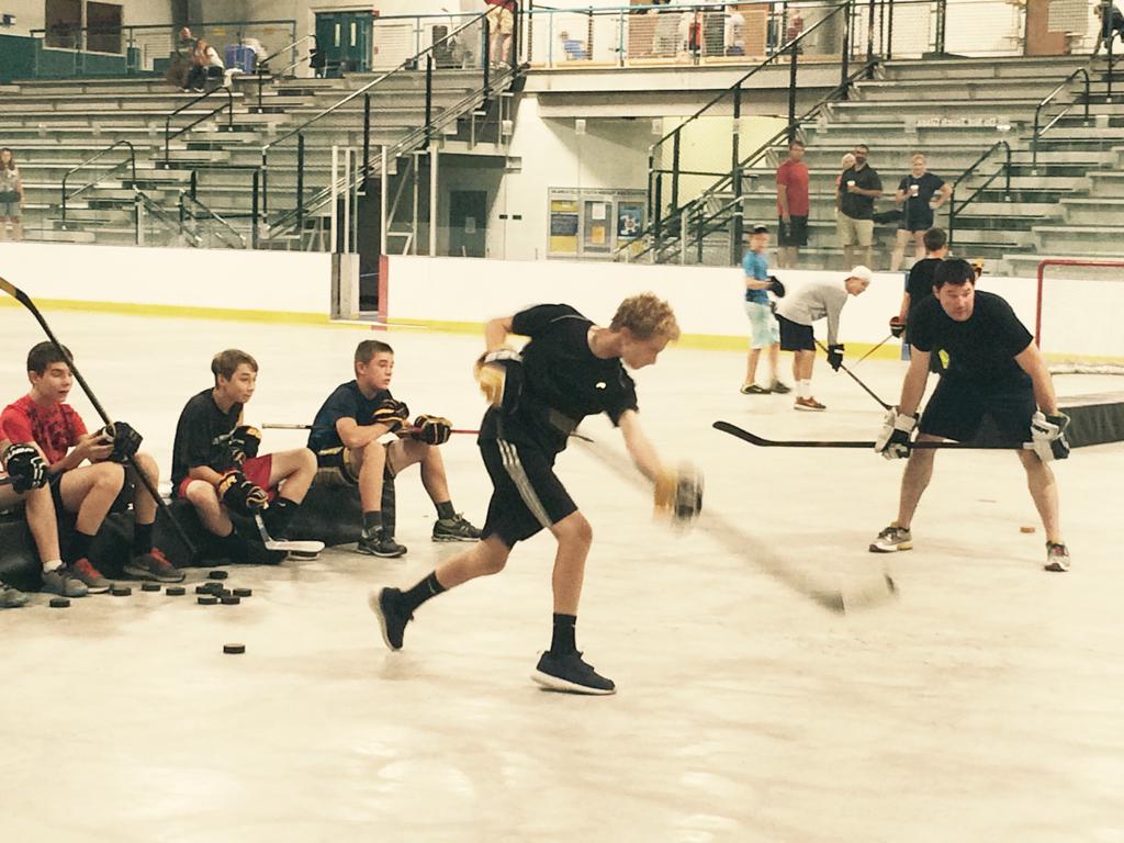  Photos Canton Minor Hockey