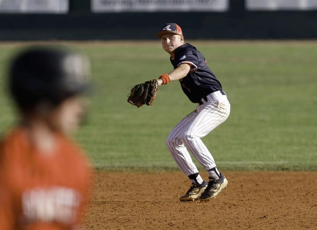 #1 Walker DesRosier. Gary Marshall, bmgphotos.com