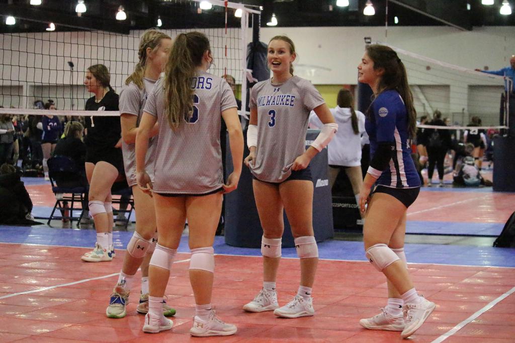 17 Elite Team Pictures Photos Milwaukee Juniors Volleyball