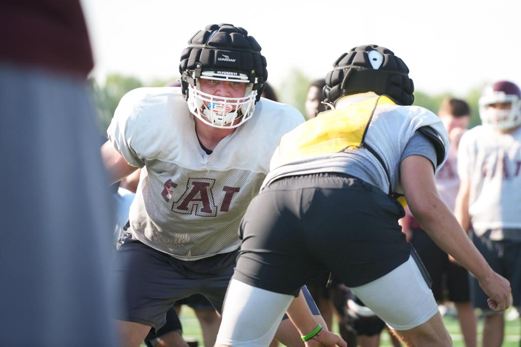 Big year for big fellas Soughtafter offensive linemen abound in Minnesota high schools