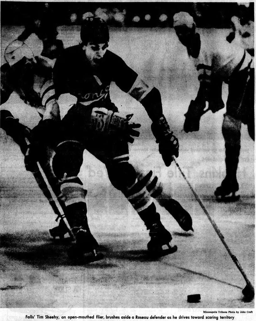  Photos Vintage Minnesota Hockey History