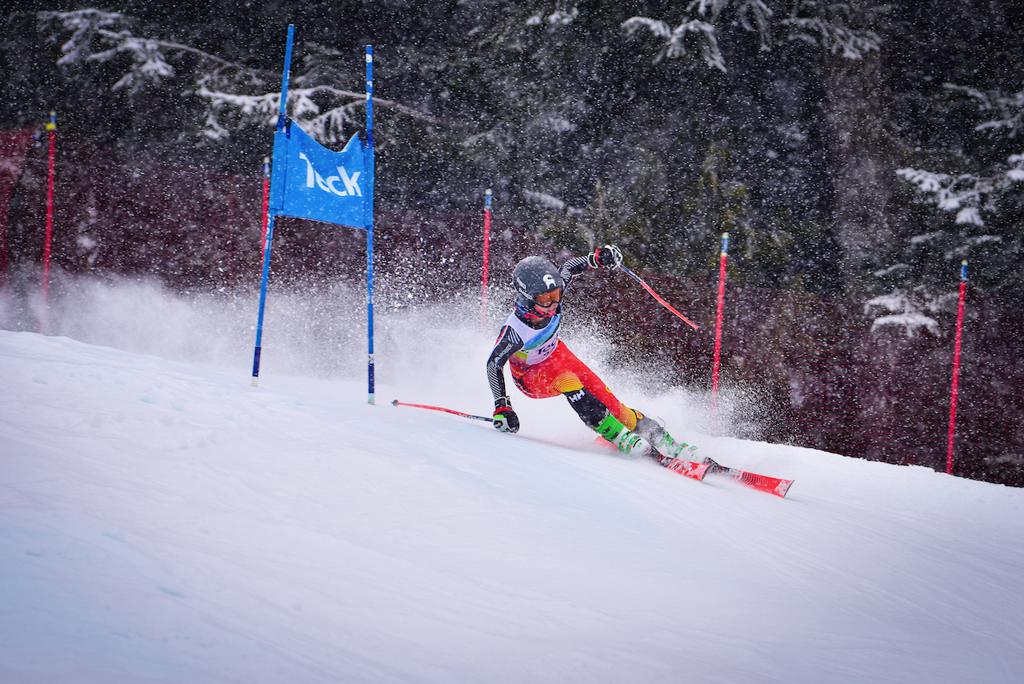 GS Tyee racer, Kai Lund. U14 Provincial Championships. Photo by Samantha Duess.