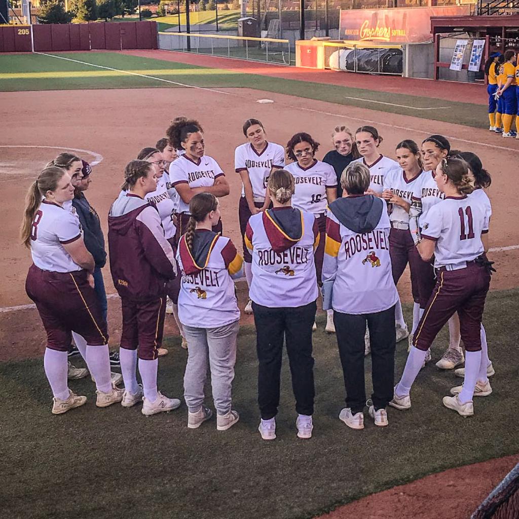 Softball Wins 2024 Gopher Ball Battle