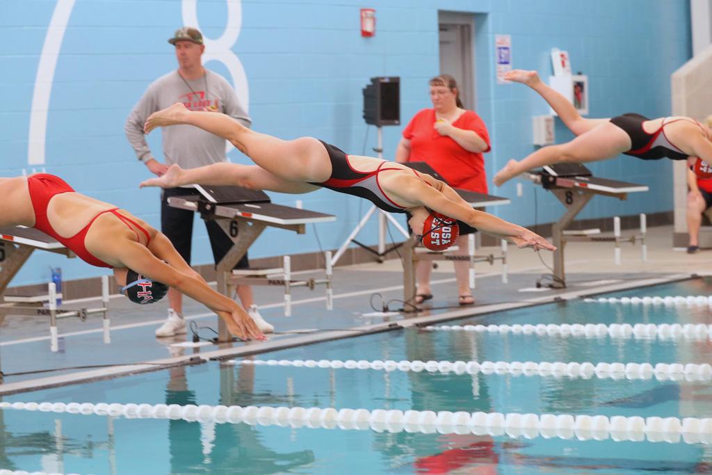 GMC Girls Swimming & Diving