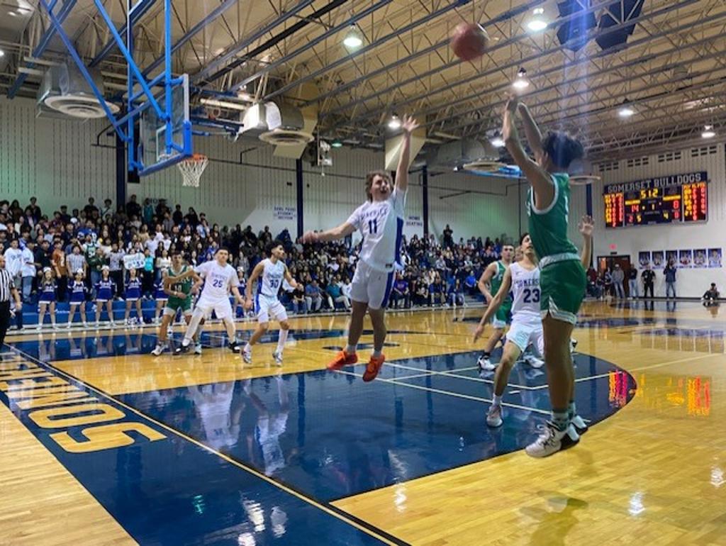 Bulldogs Separate in Big Victory