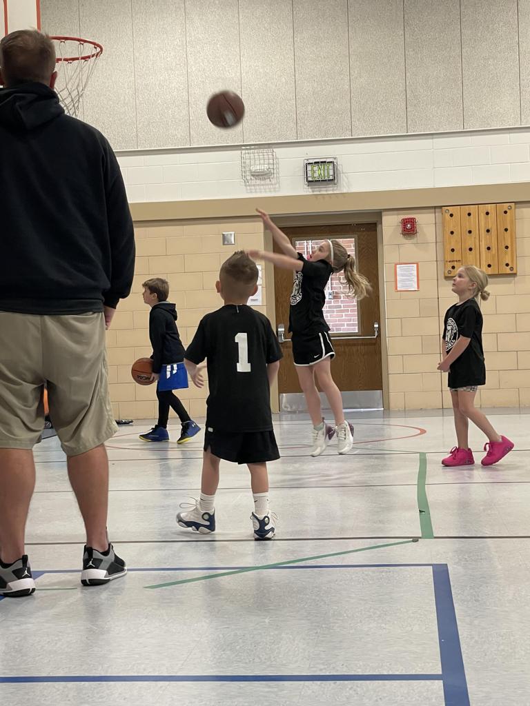 Coed Clinic Basketball