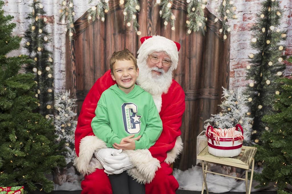 Pictures with Santa 2025