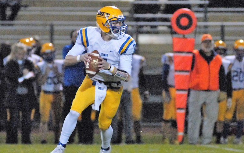 Apple Valley offense overpowers Hastings and cruises to Class 5A